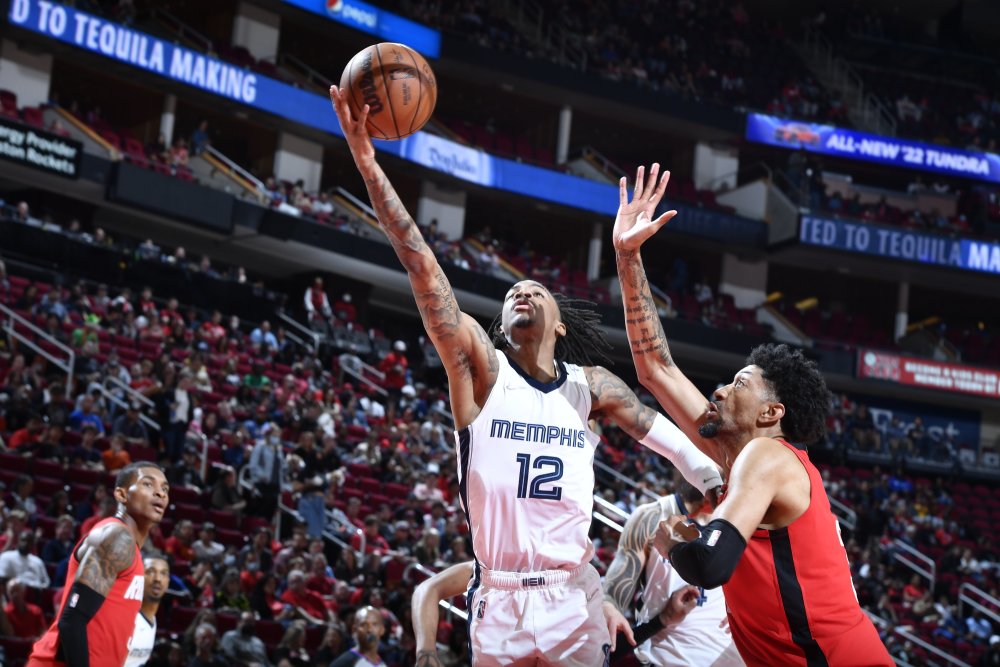  莫兰特关键抢断绝杀，灰熊险胜鹈鹕止连败