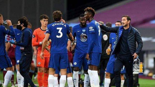  英超争四进入白热化，热刺曼联直接对话决定命运走向